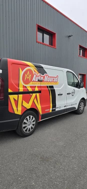 Marquage publicitaire face arriere Trafic Auto Mourad