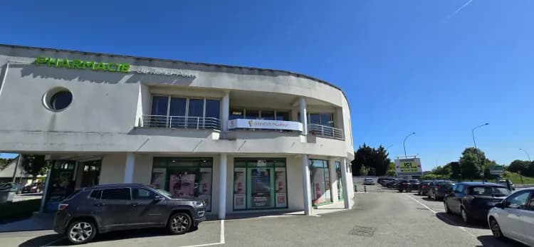 Pose d'une enseigne Benoit Audition Louvres