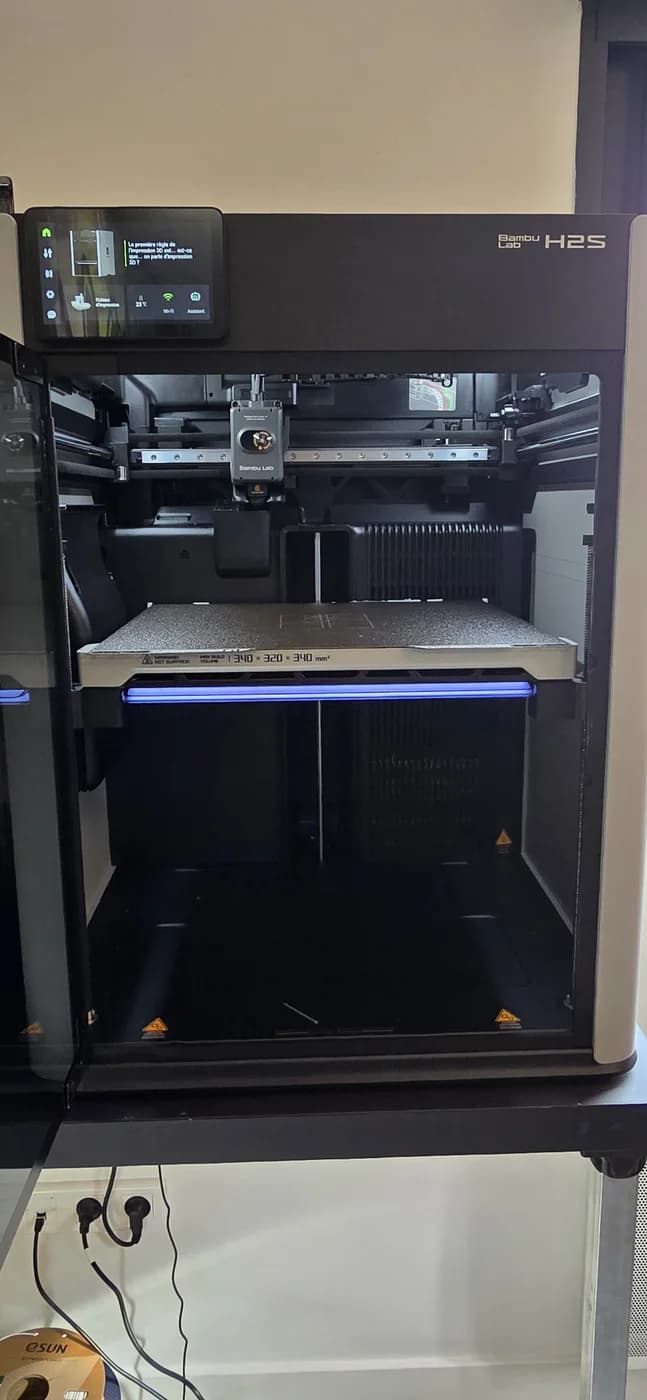 Imprimante 3D Bambu Lab H2S grand format pour prototypage chez ATELIER L