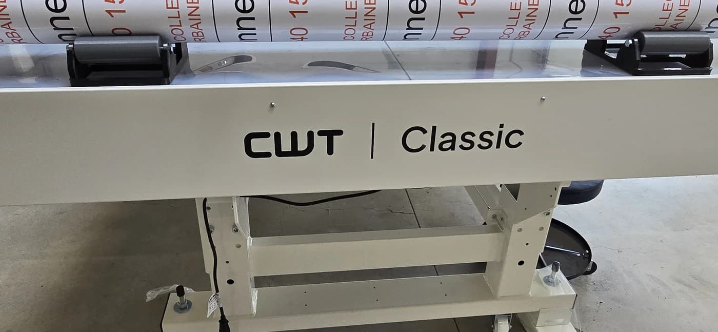 Table de lamination grand format CWT dans l'atelier ATELIER L Creil