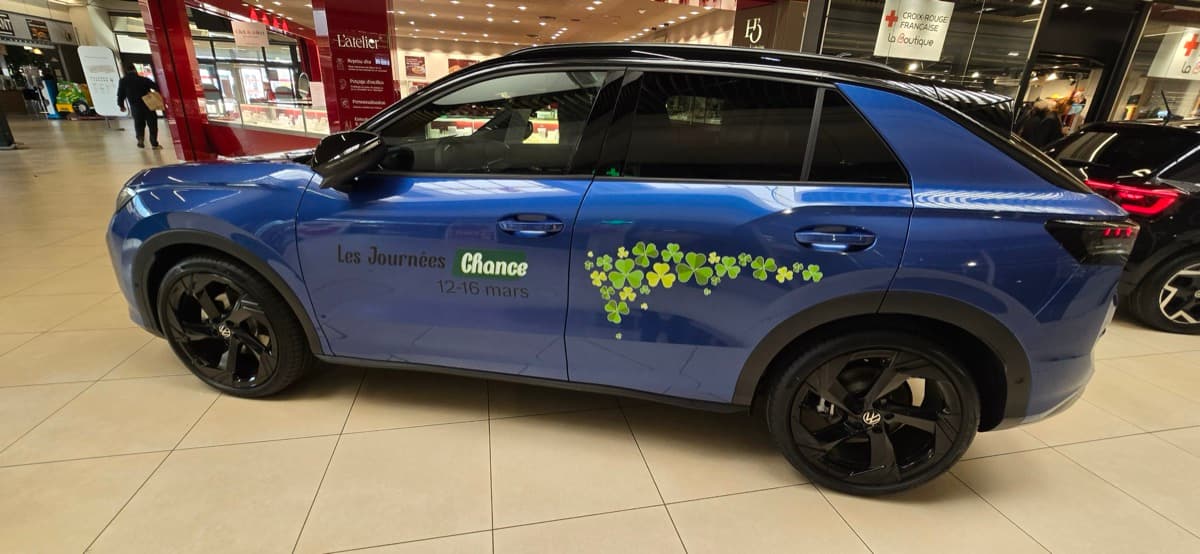 Marquage événementiel concession automobile