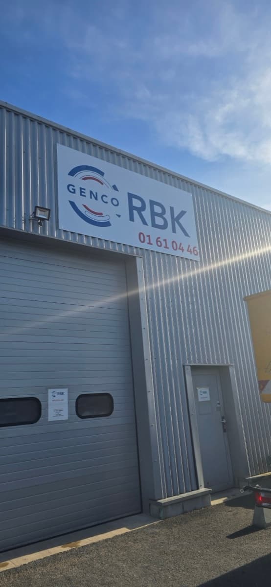 Pose caisson lumineux enseigne – ATELIER L