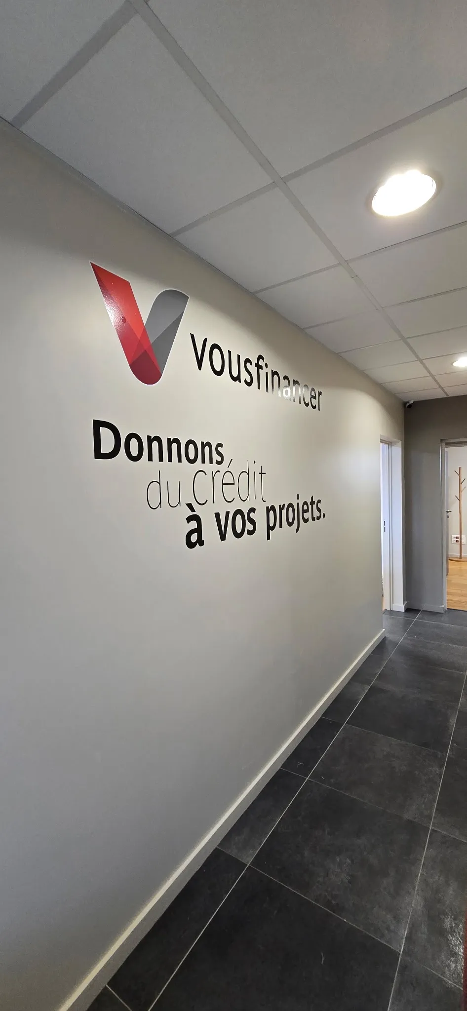 Marquage mural intérieur Vousfinancer - ATELIER L